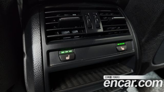 BMW 5 Series (F10) 520d xDrive M Aero Dynamic 2016 — фото 19
