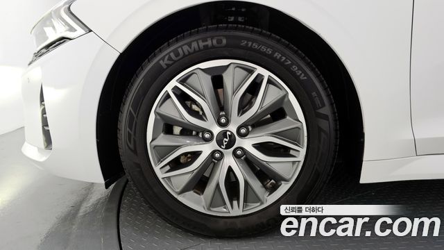 Kia K5 Hybrid (III) Noblesse 2023 — фото 5
