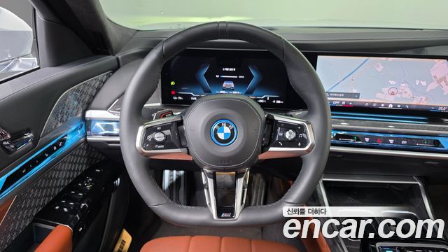BMW i7 (G70) xDrive 60 M sport 2023 — фото 13