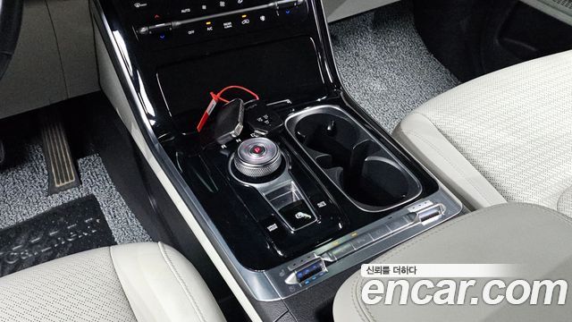 Kia Carnival (IV) Diesel 9-Seater Signature 2023 — фото 9