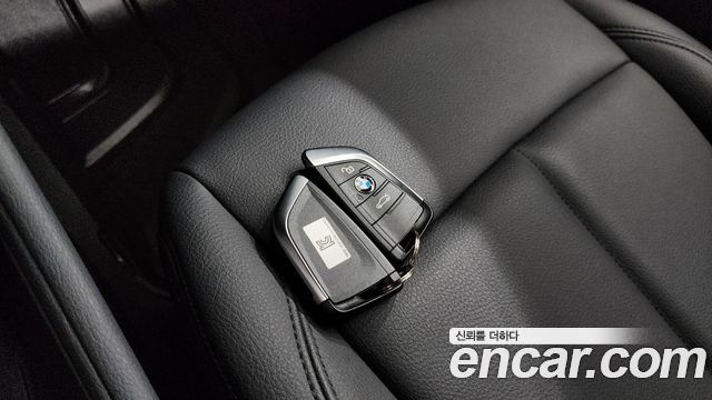 BMW X1 (F48) xDrive 20i Advantage 2020 — фото 16