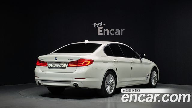BMW 5 Series (G30) 530i xDrive Luxury Plus 2020 — фото 2