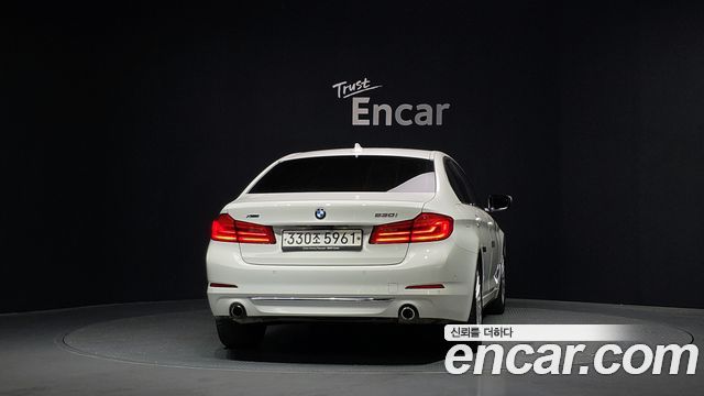 BMW 5 Series (G30) 530i xDrive Luxury Plus 2020 — фото 4