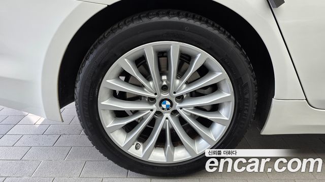 BMW 5 Series (G30) 530i xDrive Luxury Plus 2020 — фото 5