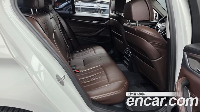 BMW 5 Series (G30) 530i xDrive Luxury Plus 2020 — фото 11