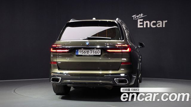 BMW X7 (G07) xDrive 40i M Sport 6STR 2025 — фото 4