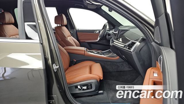 BMW X7 (G07) xDrive 40i M Sport 6STR 2025 — фото 11
