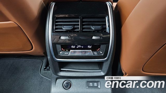 BMW X7 (G07) xDrive 40i M Sport 6STR 2025 — фото 18