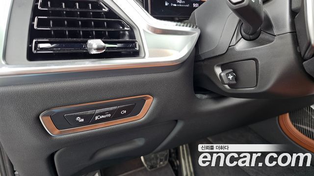 BMW X7 (G07) xDrive 40i M Sport 6STR 2025 — фото 27