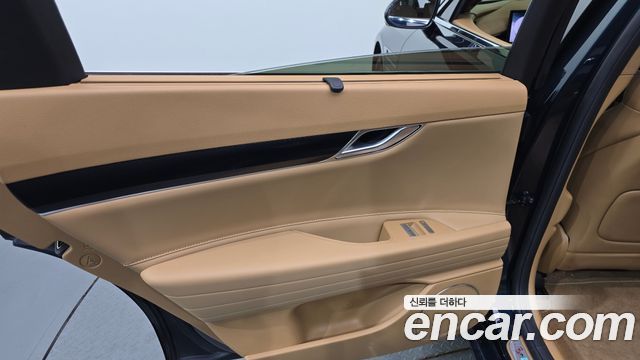 Genesis G80 (RG3) Gasoline 2.5 Turbo 2WD 2025 — фото 25