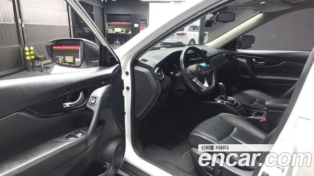 Nissan X-Trail 2.5 4WD 2018 — фото 10