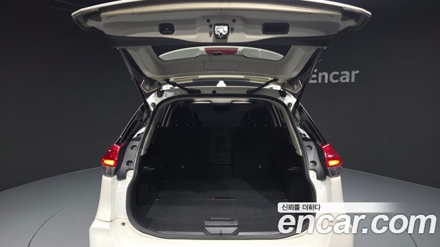 Nissan X-Trail 2.5 4WD 2018 — фото 20