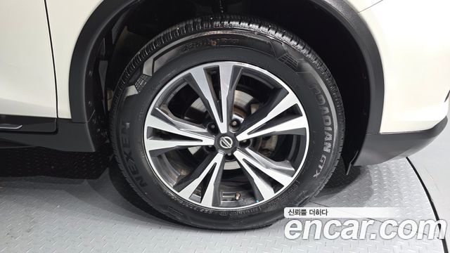 Nissan X-Trail 2.5 4WD 2018 — фото 21