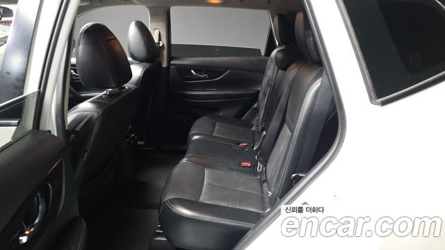 Nissan X-Trail 2.5 4WD 2018 — фото 26