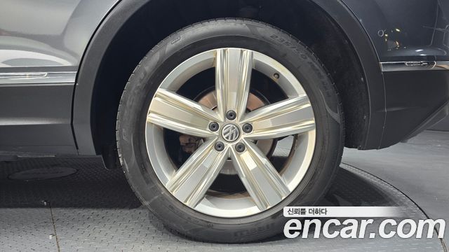 Volkswagen Tiguan (II) 2.0 TDI 4Motion Prestige 2020 — фото 21