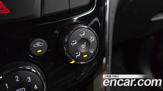 Chevrolet Trax 1.6 Diesel Premier 2019 — фото 19
