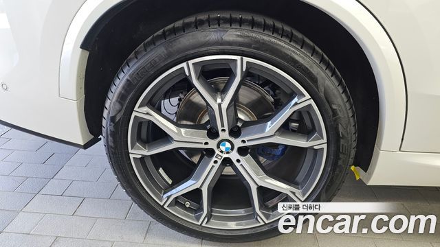 BMW X5 (G05) xDrive 40i M Sport 2025 — фото 5