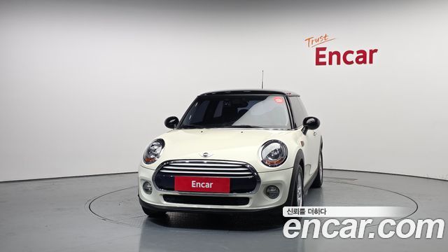 MINI Cooper Standard Third Generation 2015 — фото 3