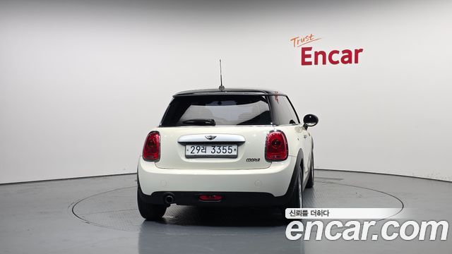 MINI Cooper Standard Third Generation 2015 — фото 4