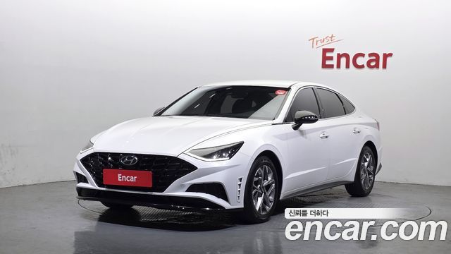 Hyundai Sonata (DN8) 2.0 Modern 2022 — фото 1