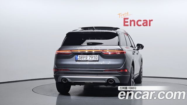 Lincoln Corsair 2.0 Reserve AWD 2022 — фото 4