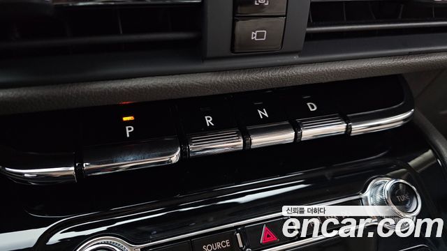 Lincoln Corsair 2.0 Reserve AWD 2022 — фото 9