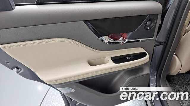 Lincoln Corsair 2.0 Reserve AWD 2022 — фото 31