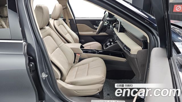 Lincoln Corsair 2.0 Reserve AWD 2022 — фото 32