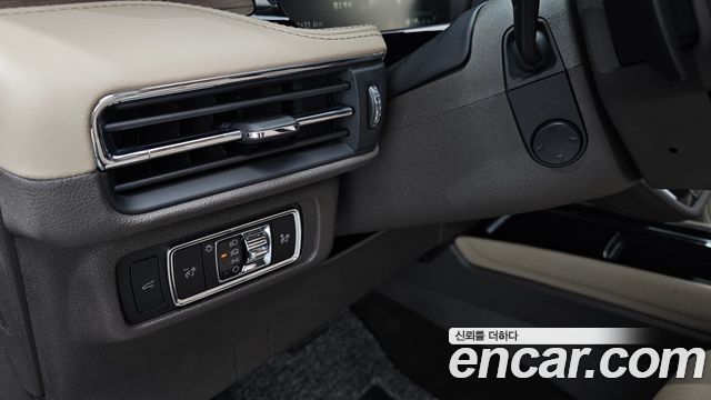 Lincoln Corsair 2.0 Reserve AWD 2022 — фото 35