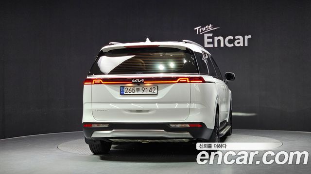 Kia Carnival (IV) Gasoline 7-Seater Signature 2023 — фото 4