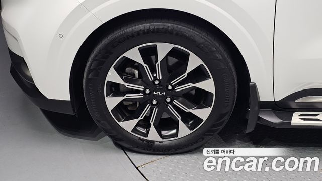 Kia Carnival (IV) Gasoline 7-Seater Signature 2023 — фото 5