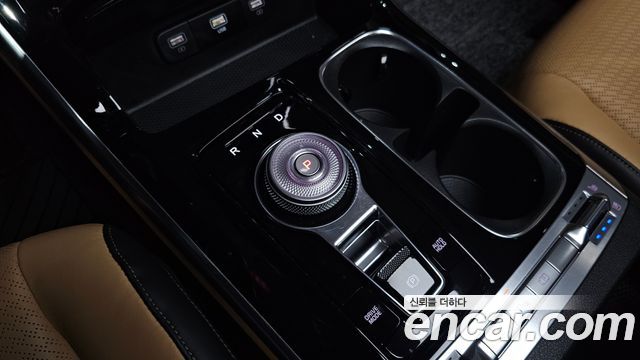 Kia Carnival (IV) Gasoline 7-Seater Signature 2023 — фото 9