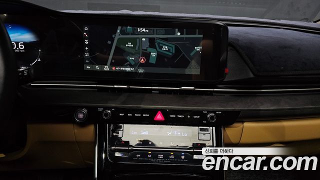 Kia Carnival (IV) Gasoline 7-Seater Signature 2023 — фото 13
