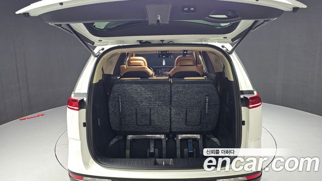 Kia Carnival (IV) Gasoline 7-Seater Signature 2023 — фото 20