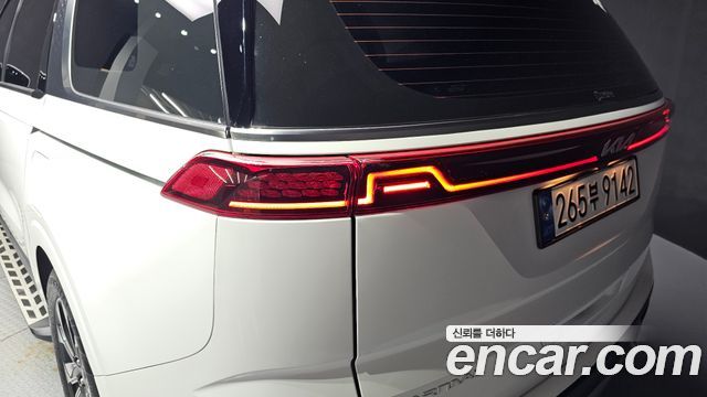 Kia Carnival (IV) Gasoline 7-Seater Signature 2023 — фото 23