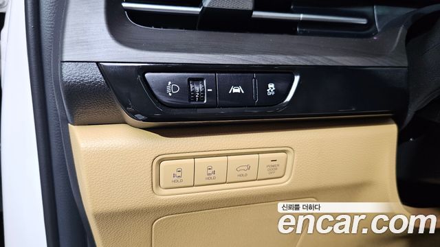Kia Carnival (IV) Gasoline 7-Seater Signature 2023 — фото 28