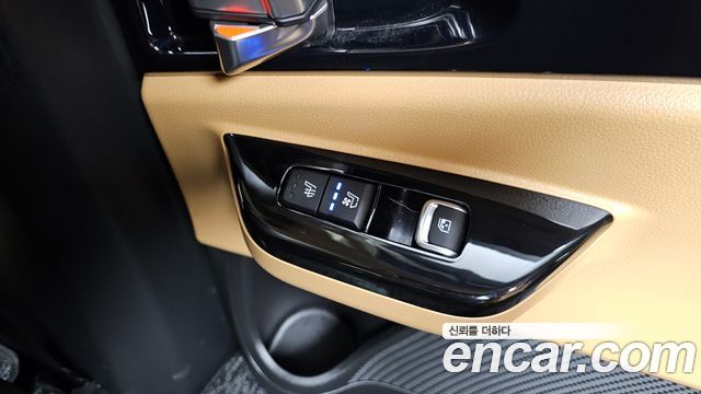 Kia Carnival (IV) Gasoline 7-Seater Signature 2023 — фото 31