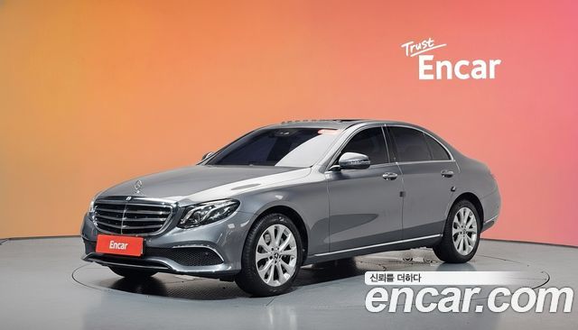 Mercedes-Benz E-Class (W213) E220d 4MATIC Exclusive 2019 — фото 1