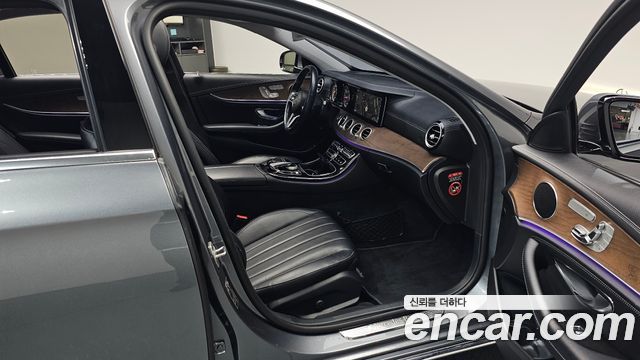 Mercedes-Benz E-Class (W213) E220d 4MATIC Exclusive 2019 — фото 26