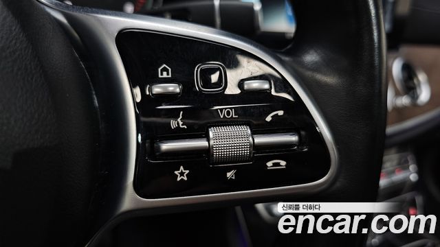 Mercedes-Benz E-Class (W213) E220d 4MATIC Exclusive 2019 — фото 29
