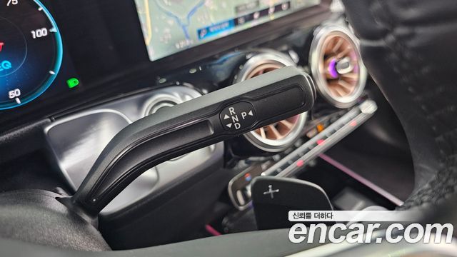 Mercedes-Benz EQB (X243) EQB300 4MATIC Electric Art 2024 — фото 9