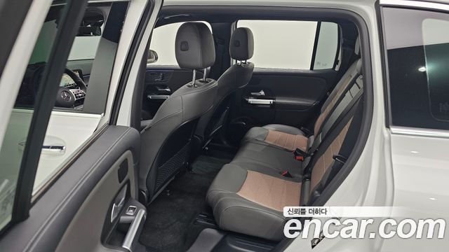 Mercedes-Benz EQB (X243) EQB300 4MATIC Electric Art 2024 — фото 12
