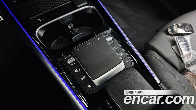 Mercedes-Benz EQB (X243) EQB300 4MATIC Electric Art 2024 — фото 19