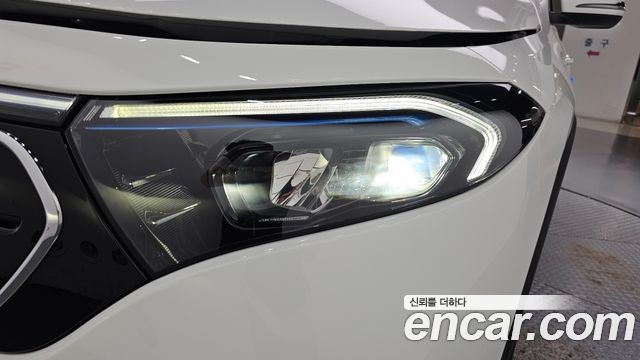 Mercedes-Benz EQB (X243) EQB300 4MATIC Electric Art 2024 — фото 22