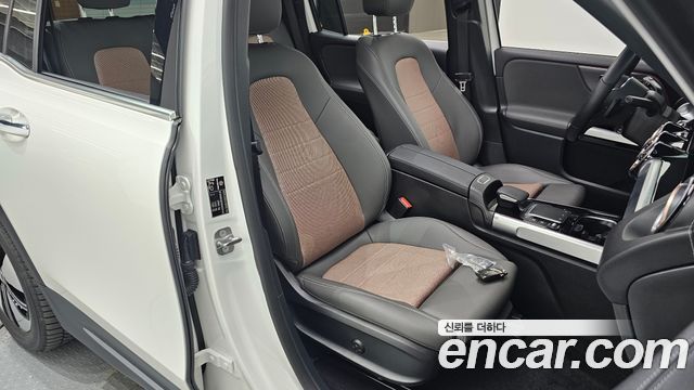 Mercedes-Benz EQB (X243) EQB300 4MATIC Electric Art 2024 — фото 26