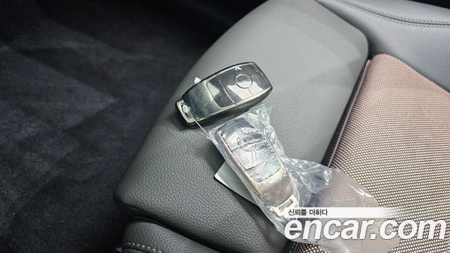 Mercedes-Benz EQB (X243) EQB300 4MATIC Electric Art 2024 — фото 31