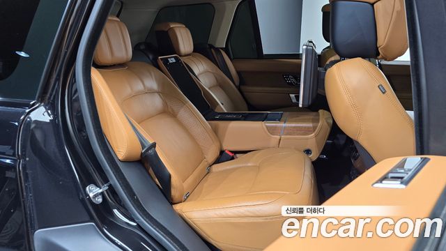 Land Rover Range Rover (IV) 4.4 SDV8 AB DIESEL 2018 — фото 11