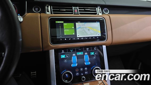 Land Rover Range Rover (IV) 4.4 SDV8 AB DIESEL 2018 — фото 13