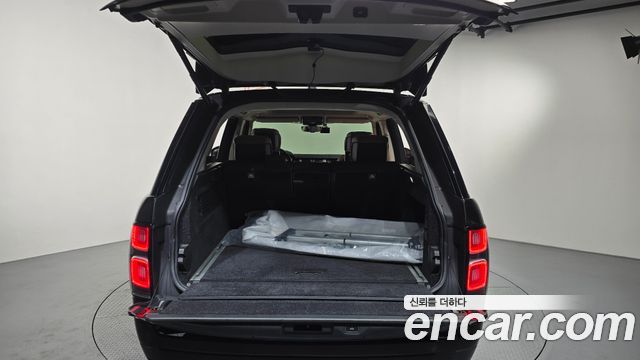 Land Rover Range Rover (IV) 4.4 SDV8 AB DIESEL 2018 — фото 18