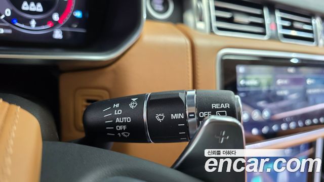 Land Rover Range Rover (IV) 4.4 SDV8 AB DIESEL 2018 — фото 28